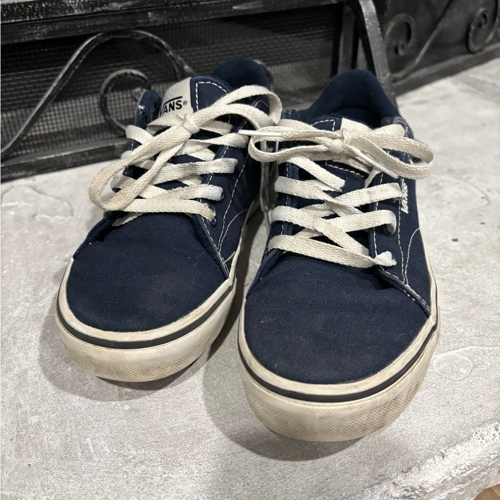 Vans Boys Navy Size 3 Sneakers